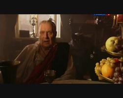 -Свежесть бывает только одна — первая, она же и последняя. А если осетрина второй свежести, то это означает, что она тухлая!