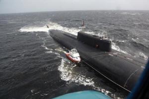 Яхта со встроенным гаражом для катера