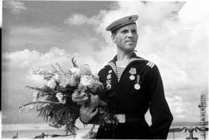 Командир отделения торпедистов советской подводной лодки Щ-2