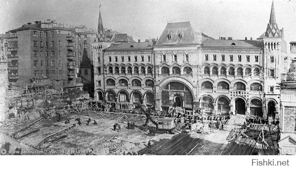 Передвижка Саввинского подворья и жилого дома. Фото 1938 г.    .    Хочу Знать - Москва - Передвижение Домов