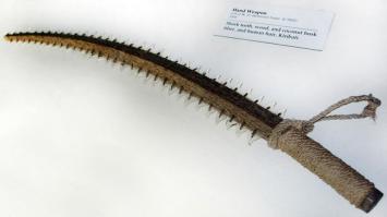 Ну и Меч зубы акулы