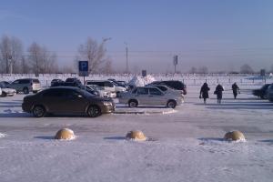 Парковка у ТЦ Лента, кругом инвалиды.