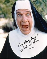 Лесли Нильсен : факты из жизни и кино