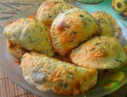 Че-то мяса нихрена нет, уши спаниеля какие-то! Вот это я понимаю - чебуреки