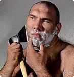 Ну конечно, вынести мусор важнее, если ОН в гостях