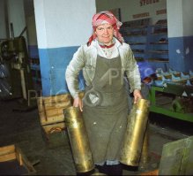 Я думаю у нас тут все всегда носят пару заготовок для свистка.
Командир стоит рядом со свистком.