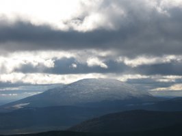 Практически неизвестно что находиться внутри Косьвинского камня на Северном Урале.