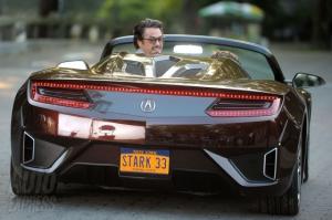 а как ты думаешь, зачем делают муляжи? вот тебе пример в рекламе, выставке и кино: