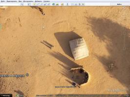 И после этого, пиндосы всеръез, думают что люди поверят в их фотографии, с военного спутника?