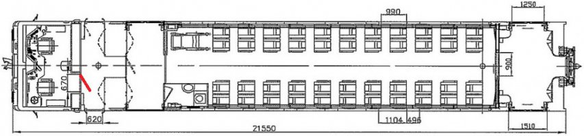 Эта дверь пассажиру не доступна, т.к. она находится в тамбуре машиниста. 
Вот я ее на схеме красненьким отметил