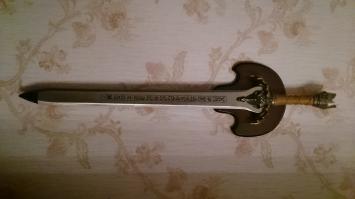 У меня есть меч Конана!!! :-P