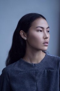 А где якутки??? ась??? Где северная красота?? Море текста только.
А девоньки на севере красивы ))))