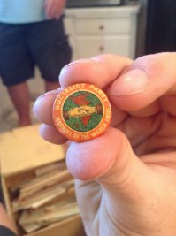 Похоже это масонский бальзам "Звездочка"