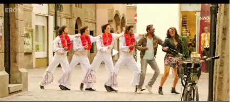 Круто! А мне больше всего понравились Элвисики идущие гуськом!