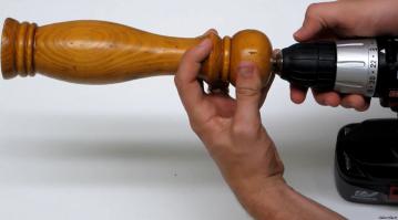 3.Сегодня праздник у ребят и не один магазин не может дать молотого перца. А гостей много будет всех нужно блюдами угостить все поперчить, молотый перец прямо с конвейера.