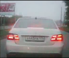 А говорят они курсы вождения проходят специальные: "Купил .... езжу как мудак!"