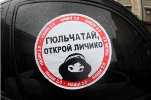 Научил пользоваться зеркалами