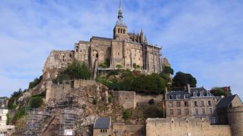 Франция и вправду красива осенью. Но чужие фотки - это не комильфо. Должны быть свои.