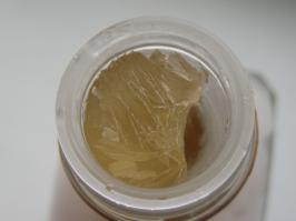 Какое пиво на улице ? тут водку с подоконника вытащил она замерзла.
Термометр фотографировал немного позже (уже слегка прогрелось на улице),
На фото: бутылка и  горловина бутылки