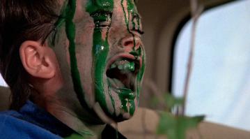 Могу запостить фото твоей мамки, когда твой папанька зеленый на нее спускал