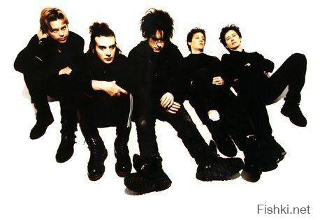 А вот фоточки. При чем фоточка Кино сделана раньше на несколько лет.