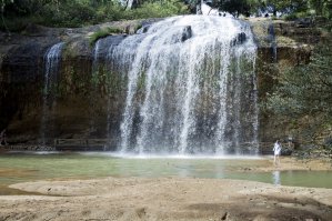 Чтобы влюбиться в эту страну, туда нужно 1 раз приехать... уезжать оттуда не хочется совершенно. На фото один из водопадов в Далате. Скоро выложу огромный репортаж об этой замечательной стране.