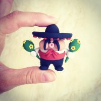 Милые игрушки.
Но! У него вместо рта сиська?