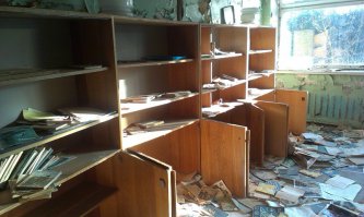 Только от библиотеке мало что осталось...
Какой-то читающий нынче "сталкер" пошел.)))