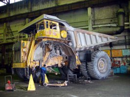 Крупнейшие Перевозчики и Грузовики в Мире