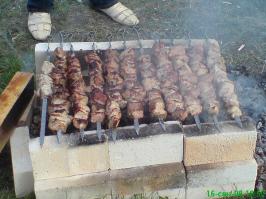 Предлагаю голосовать. Кому какой стол понравился?