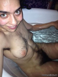 Девушки в купальниках