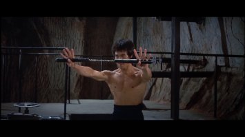 Люди, фонарик никому не напомнил:?