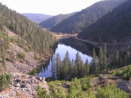 Озеро Амут. Дальний Восток. Ранняя осень.