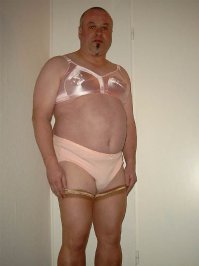 Вот фото дизайнера бара