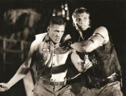 Ребят! копипастите так хоть филЬтруйте материал!Где тут  Жан???(например! и еще на 5 фото....)