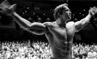 ну прямо чудеса да и только из тщедушного мужичка превратился в высокого сильного и умного мужчину (всего за несколько дней)