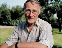 Ингвар Кампрад, основатель и владелец сети магазинов IKEA
Собственный капитал: 3 миллиарда долларов США