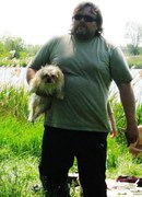 Может кому интересно - это мои фотки. Минус 35 кг за четыре месяца. Все просто - велик 50-80 км. в день и меньше жрать!