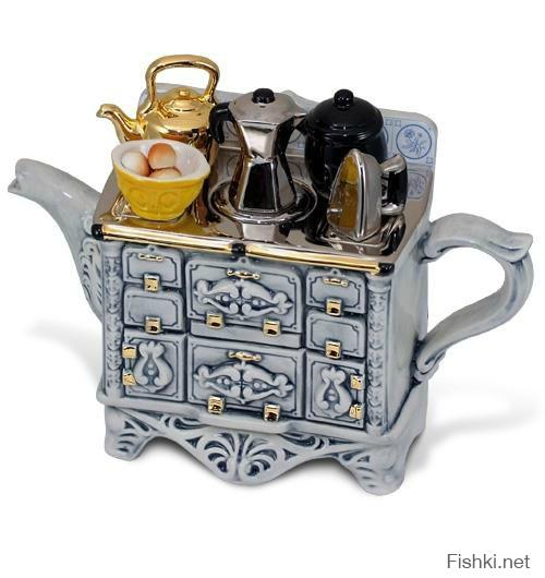 Чёрный, красный и зелёный,
 Рассыпной и листовой.
Чай-напиток бесподобный,
 Это скажет вам любой.
 Хорошо, гостей встречая,
 Посидеть за чашкой чая!:)