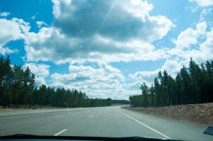 Астана - Кокчетав (Кокшетау) дорога по три полосы, местами бетонка. Сам фотографировал