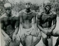 Отчаянные люди....на ровне с ныряльщиками за жемчугами и добытчиками серы с кратера вулкана.