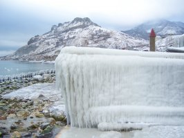 а вот Коктебель зимний :)
правда 2006 год.