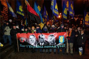 постоянно забываю что ваши каналы вам этого не показывают, а другие каналы вы не смотрите...
тебя же на самом деле не интересуют все твои ,,ЧЁ,,  ты  сам себе уже на все ответил и на каждого убитого  свидомыми ребенка  у тебя есть оправдательный ответ и внутреннее понимание что так надо и что по любому вы правы и кто  так не думает - тот зомби...
У вас там свой мирок, но весь мир видит вас такими: