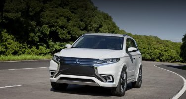 А чего они на Mitsubishi в суд не подадут? Я тут вчера увидел рекламу обновленного Outlander, так там стиль передка один в один как у этого бампера «Юролтюнинг».