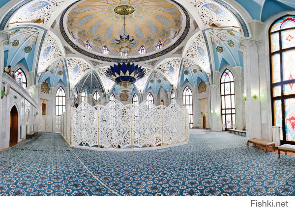 Да, местные мечети обошли стороной...
Кул-Шариф Казань