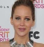 Она косенькая.