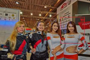 Ты уверен? С другого ракурса не такая уж и симпатичная.