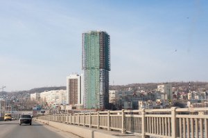 Елена Саратов вид с моста через Волгу.