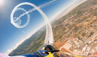 Бандерас за штурвалом?