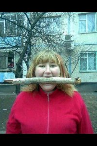 женись, сынок, женись! ну и ничего, что страшная! будет кому дом охранять!